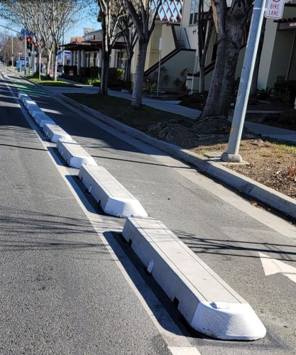 Example of flat-top curbs along a bike lane