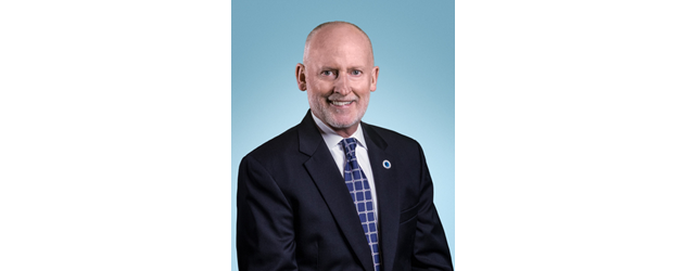 photo portrait of Tim Burgess