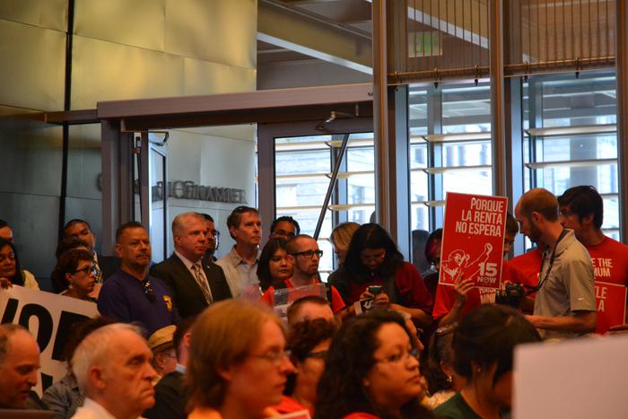 Council votes on minimum wage bill