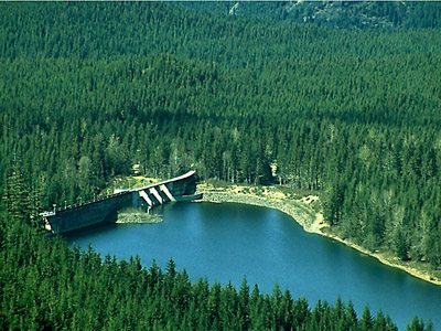 Reservoirs: The Masonry Dam can hold back up to 16 billion gallons of clean water.