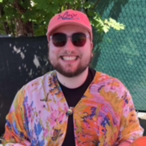 Headshot of Elliot McMurray.